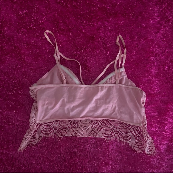 DANCE & MARVEL BRALETTE / CROPPED TOP ⭐️ - Picture 2 of 3